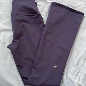 Airbrush High-Waist 7/8 Bootcut Navy Blue